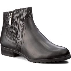 Botki CAPRICE - 9-25467-29 Black 026. Czarne botki damskie skórzane marki Caprice, na obcasie. W wyprzedaży za 239,00 zł.