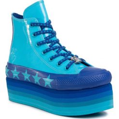 Trampki CONVERSE - Ctas Platform Hi 563724C Gnarly Blue/Blue/Gnarly Blue. Niebieskie półbuty damskie Converse, bez wzorów, z gumy, bez obcasa, na koturnie, bez zapięcia. W wyprzedaży za 279,00 zł.