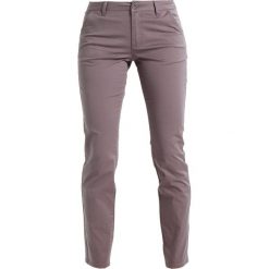 Chinosy damskie: Zalando Essentials Chinosy shark