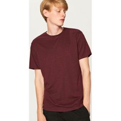 T-shirt basic - Fioletowy. Fioletowe t-shirty męskie Reserved, l. Za 29,99 zł.