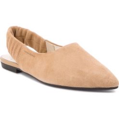 Sandały VAGABOND - Katlin 4512-140-06 Oat. Pomarańczowe klapki damskie marki Vagabond, bez wzorów, ze skóry, bez obcasa, na obcasie. W wyprzedaży za 259,00 zł.