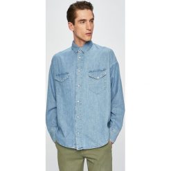 Levi's Made & Crafted - Koszula. Niebieskie koszule męskie Levi's® Made & Crafted, s, bez wzorów, z bawełny, klasyczne, z klasycznym kołnierzykiem, z długim rękawem. W wyprzedaży za 239,90 zł.