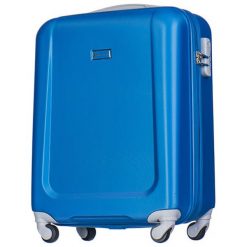 Walizka "Ibiza" w kolorze niebieskim - 39 l. Niebieskie walizki Puccini, bez wzorów, z materiału. W wyprzedaży za 159,95 zł.