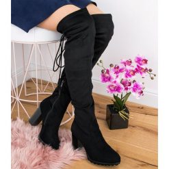 Kozaki damskie Sixth Sens F160 Czarne. Czarne kozaki damskie Sixth Sens, z tworzywa sztucznego, eleganckie, na wysokim obcasie, na obcasie, na zamek. Za 159,00 zł.