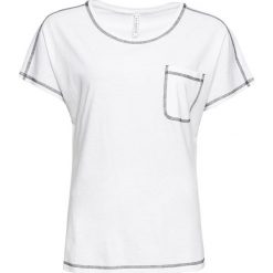 Shirt z krótkim rękawem i kontrastowymi szwami bonprix biały. Białe koszulki damskie bonprix, bez wzorów, z bawełny, z kontrastowym kołnierzykiem, z krótkim rękawem. Za 34,99 zł.