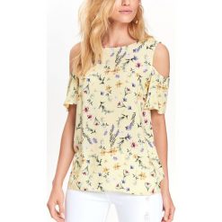 BLUZKA KRÓTKI RĘKAW DAMSKA, COLD SHOULDER, WE WZORY, ELEGANCKA. Żółte bluzki damskie marki Top Secret, w kwiaty, eleganckie, bez kołnierzyka, z krótkim rękawem. W wyprzedaży za 39,99 zł.