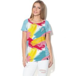 Colour Pleasure Koszulka damska CP-034 275 niebiesko-różowo-żółto-turkusowa r. XL-XXL. Bluzki asymetryczne Colour pleasure, xl. Za 70,35 zł.