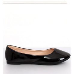 Baleriny damskie czarne JX76P Black. Czarne baleriny damskie ButyModne, bez wzorów, ze skóry ekologicznej, klasyczne, bez obcasa. W wyprzedaży za 69,00 zł.