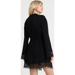 Free People SWEETEST THING ROBE Szlafrok black. Czarne szlafroki damskie marki Free People, xs, bez wzorów, z bawełny, bez rękawów, bez kaptura. Za 409,00 zł.
