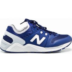 New Balance - Buty. Szare halówki męskie marki New Balance, z materiału. W wyprzedaży za 269,90 zł.