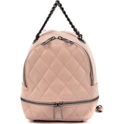 Plecaki damskie: Skórzany plecak w kolorze pudrowym – (S)20 x (W)17 x (G)11 cm