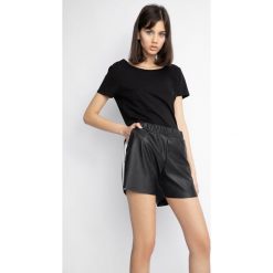 Sugarbird Spodenki "Shorty SB Short". Szorty damskie Sugarbird, bez wzorów, ze skóry ekologicznej. Za 249,00 zł.