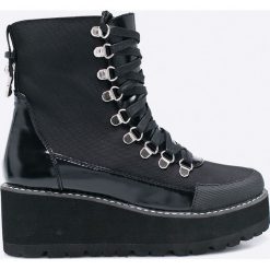 Buty zimowe damskie: Sixtyseven – Botki