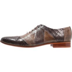 Melvin & Hamilton TONI Oksfordki stone/oxygen. Szare buty wizytowe męskie marki Melvin & Hamilton, ze skóry, na sznurówki. W wyprzedaży za 411,95 zł.