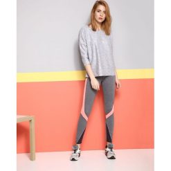 Bluza nierozpinana damska w panterkę. Szare bluzy damskie DRYWASH, na lato, l, bez wzorów, z tkaniny, bez rękawów, bez kaptura. W wyprzedaży za 24,99 zł.