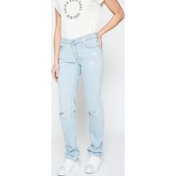 Calvin Klein Jeans - Jeansy. Niebieskie proste jeansy damskie marki Calvin Klein Jeans. W wyprzedaży za 299,90 zł.