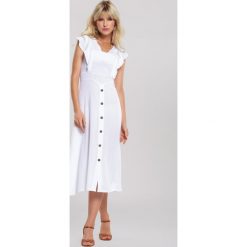 Biała Sukienka Camellia. Białe sukienki damskie other, do pracy, s, bez wzorów, z materiału, biznesowe, bez kołnierzyka, bez rękawów, midi, trapezowe. Za 84,99 zł.