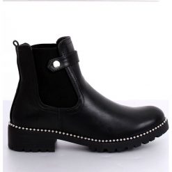 Botki damskie sztyblety czarne NC886 Black. Czarne botki damskie ButyModne, ze skóry ekologicznej, bez obcasa, bez zapięcia. W wyprzedaży za 169,00 zł.