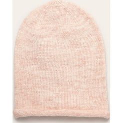 Only - Czapka. Szare czapki damskie ONLY, na zimę, bez wzorów, z elastanu. Za 59,90 zł.
