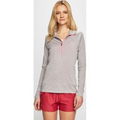 Under Armour - Bluza. Szare bluzy damskie Under Armour, s, z nadrukiem, z poliesteru, z krótkim rękawem, krótkie, bez kaptura. W wyprzedaży za 119,90 zł.