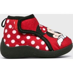 Blukids - Trampki dziecięce. Czerwone trampki dziewczęce Blukids, bez wzorów, z materiału, bez zapięcia. W wyprzedaży za 39,90 zł.