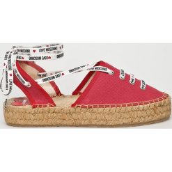 Love Moschino - Espadryle. Czerwone espadryle damskie Love Moschino, bez wzorów, z gumy, bez obcasa. W wyprzedaży za 329,90 zł.