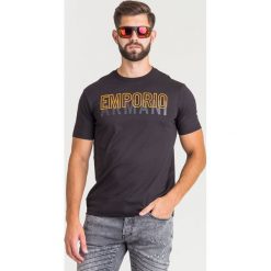 T-SHIRT EMPORIO ARMANI. Czarne t-shirty męskie m, z nadrukiem, z bawełny, z okrągłym kołnierzem. Za 335,40 zł.