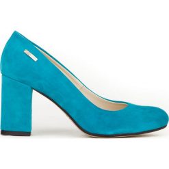 Zamszowe czółenka na obcasie - skóra naturalna - model 042 - kolor lazurowy nubuk. Niebieskie czółenka damskie Zapato, na co dzień, bez wzorów, z jeansu, z okrągłym noskiem, bez obcasa, na obcasie. W wyprzedaży za 179,40 zł.
