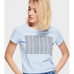 T-shirty damskie: Koszulka z napisami - Niebieski
