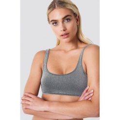 Galore x NA-KD Góra bikini z lureksu - Silver. Szare bikini Galore x NA-KD. W wyprzedaży za 40,48 zł.