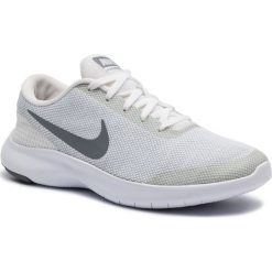 Buty NIKE - Flex Experience Rn 7 908996 100 White/Cool Grey/Wolf Grey. Szare buty sportowe damskie Nike, bez wzorów, z tworzywa sztucznego, sportowe, do biegania, nike flex. Za 279,00 zł.