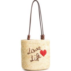 Torebka DEEZEE - EBG10993 Beige. Brązowe torebki klasyczne damskie DeeZee, bez wzorów, z tworzywa sztucznego, eleganckie, bez dodatków. Za 79,99 zł.
