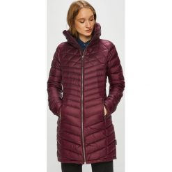 Jack Wolfskin - Kurtka. Czarne kurtki damskie pikowane marki Jack Wolfskin, w paski, z materiału, małe. Za 849,90 zł.