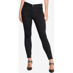 Vero Moda Seven Dżinsy Czarny. Czarne jeansy damskie Vero Moda, m. Za 131,95 zł.