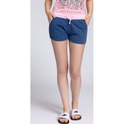Spodenki dresowe damskie SKDD003 - denim melanż. Szare szorty damskie marki 4f, melanż, z bawełny. W wyprzedaży za 59,99 zł.