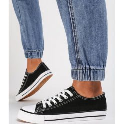 Czarne Trampki Darling Tyrel. Czarne trampki i tenisówki damskie Renee, bez wzorów, bez zapięcia. Za 59,99 zł.