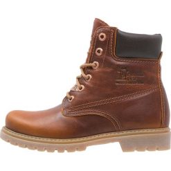 Panama Jack PANAMA 03 Botki sznurowane grass. Pomarańczowe botki damskie marki Panama Jack, ze skóry, bez obcasa, na sznurówki. Za 699,00 zł.