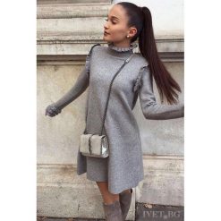 Sukienka INDIRA. Szare sukienki damskie Sukienka INDIRA, s, bez wzorów, bez kołnierzyka, z krótkim rękawem, krótkie, mini. W wyprzedaży za 49,00 zł.