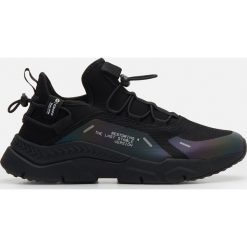 Niskie sneakersy Restore - Fioletowy. Fioletowe sneakersy męskie Cropp, bez zapięcia. Za 179,99 zł.