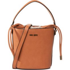 Torebka PEPE JEANS - Ramy Bag PL031121 Tan 869. Pomarańczowe torebki klasyczne damskie Pepe Jeans, bez wzorów, z jeansu, bez dodatków. Za 259,00 zł.