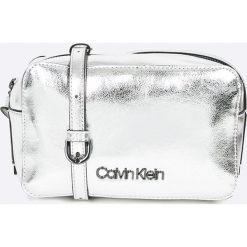 Torebki klasyczne damskie: Calvin Klein - Torebka