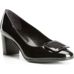 Buty damskie. Czarne czółenka damskie Wittchen, bez wzorów, ze skóry, bez obcasa, na obcasie. W wyprzedaży za 359,90 zł.