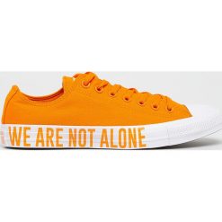 Converse - Tenisówki. Trampki męskie Converse, bez wzorów, z gumy, na sznurówki. W wyprzedaży za 269,90 zł.