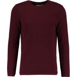 Swetry klasyczne męskie: TOM TAILOR DENIM GRINDLE BASIC PLUS CREWNECK Sweter deep burgundy red
