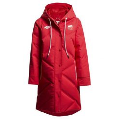 Płaszcz puchowy 2w1 damski Polska Pyeongchang 2018 KUD902R - czerwony wiśniowy. Czerwone płaszcze damskie puchowe marki 4f, na zimę, m, z napisami, z poliesteru. W wyprzedaży za 799,99 zł.