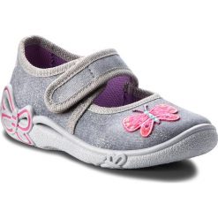 Kapcie SUPERFIT - 8-00288-06 M Stone Kombi. Szare sandały dziewczęce Superfit, z tworzywa sztucznego, bez zapięcia. Za 119,00 zł.
