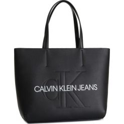 Torebka CALVIN KLEIN JEANS - Sculpted Monogram K60K605521 001. Czarne torebki klasyczne damskie Calvin Klein Jeans, bez wzorów, z jeansu, klasyczne, na ramię, bez dodatków. W wyprzedaży za 309,00 zł.