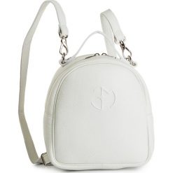 Plecak EVA MINGE - EM-31-05-000357 102. Białe plecaki damskie Eva Minge, bez wzorów, ze skóry, klasyczne. Za 399,00 zł.