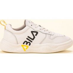 Ax Boxing białe Modne Buty Sportowe. Białe buty sportowe damskie AX BOXING, bez wzorów, sportowe, na fitness i siłownię. Za 117,80 zł.