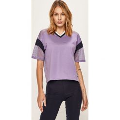 Undiz - T-shirt Girlmailliz. Fioletowe bluzki damskie Undiz, s, z nadrukiem, z bawełny, bez kołnierzyka. W wyprzedaży za 49,90 zł.